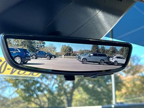 Used 2022 Cadillac Escalade ESV Sport Platinum w/ LPO, ONYX Package image 49