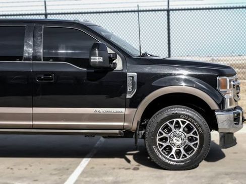 Used 2022 Ford F250 Lariat w/ Lariat Ultimate Package image 21
