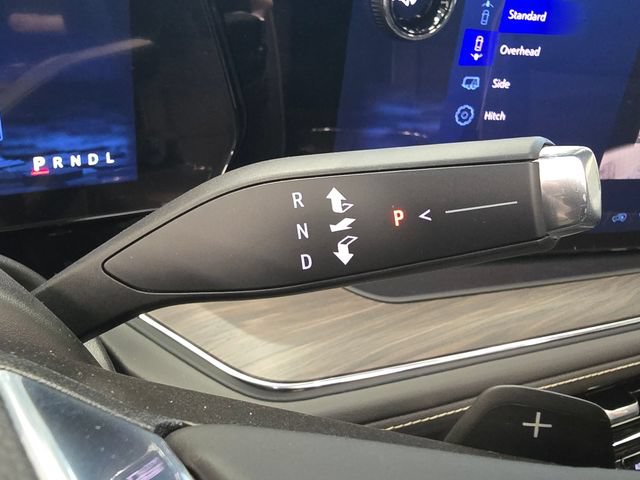 New 2025 Chevrolet Tahoe Premier AWD/4WD image 36