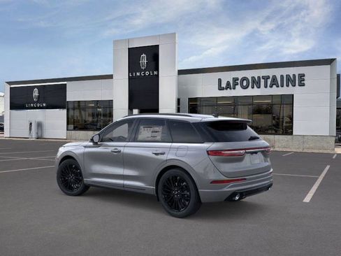 New 2025 Lincoln Corsair Reserve w/ Jet Appearance Package AWD/4WD image 4