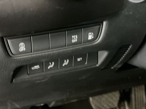 Used 2025 MAZDA CX-50 AWD 2.5 Hybrid w/ Premium Pkg image 17