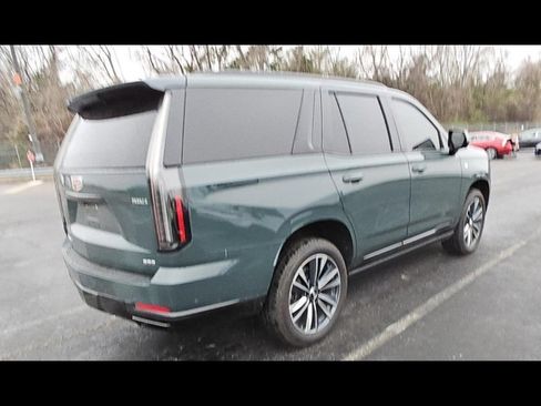 Used 2025 Cadillac Escalade Sport AWD/4WD image 5