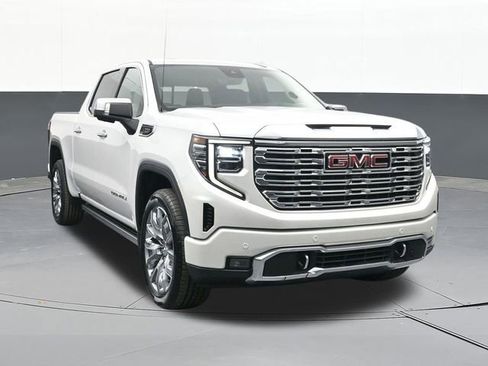 Used 2024 GMC Sierra 1500 Denali w/ Denali Reserve Package AWD/4WD image 23