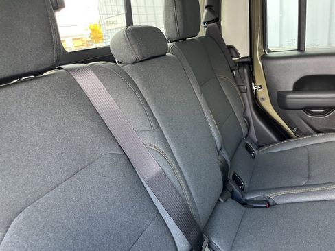 New 2026 Jeep Gladiator Sport image 42