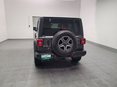 Used 2018 Jeep Wrangler Unlimited Sport S AWD/4WD image 6