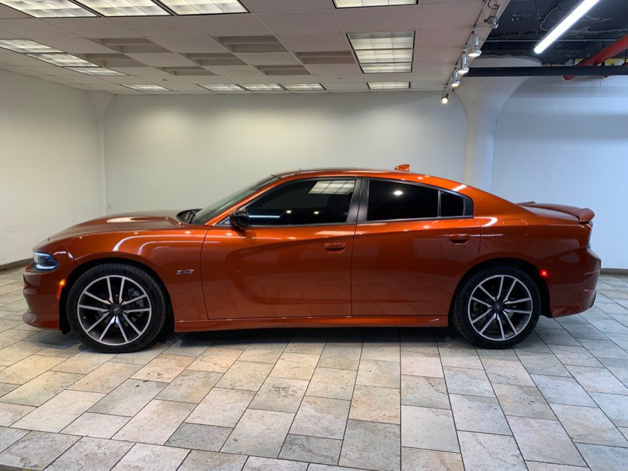 Used 2023 Dodge Charger R/T w/ Navigation & Travel Group RWD image 5