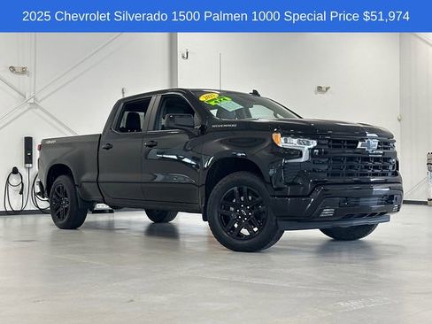 Used 2025 Chevrolet Silverado 1500 RST w/ Convenience Package II image 3