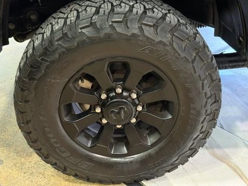 Used 2020 RAM 2500 Power Wagon AWD/4WD image 32