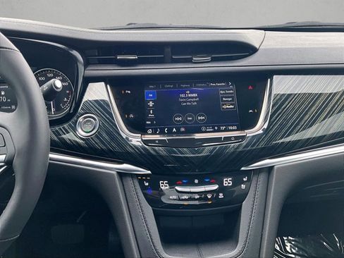 Certified 2024 Cadillac XT6 Premium Luxury AWD/4WD image 8