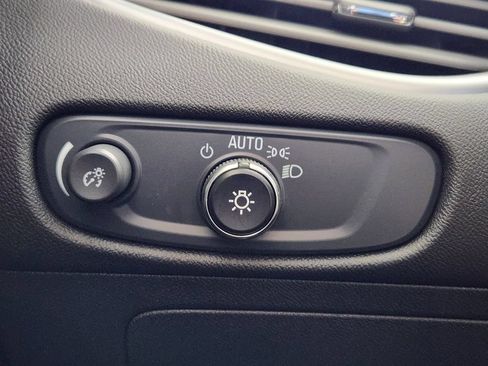 Used 2025 Chevrolet Malibu LT FWD image 27