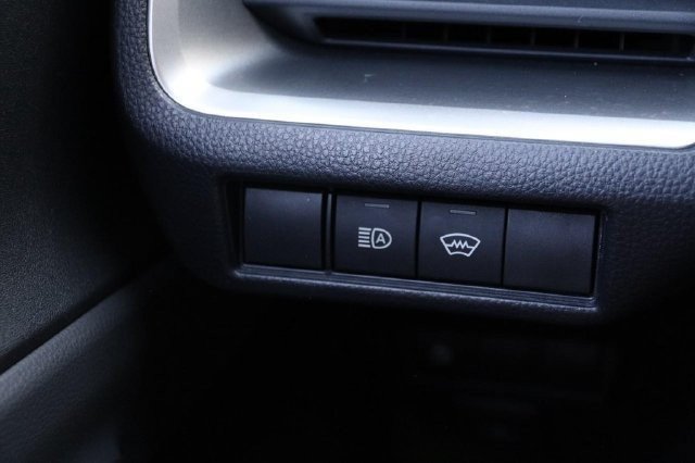 Certified 2025 Toyota Prius LE AWD/4WD image 20