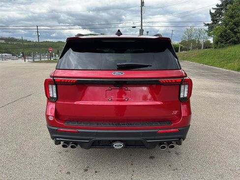 New 2026 Ford Explorer ST w/ Sun And Sound Package AWD/4WD image 3