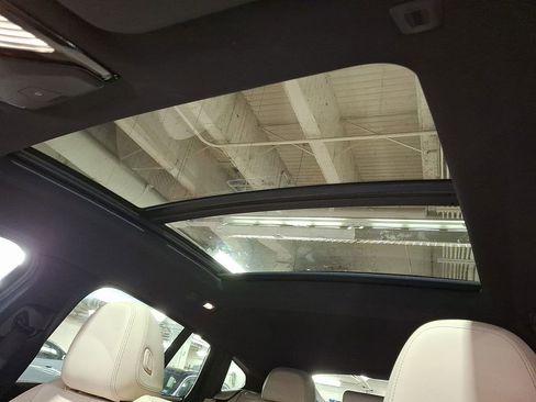 Used 2024 BMW X4 xDrive30i w/ Premium Package image 11