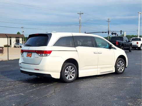 Used 2014 Honda Odyssey Touring Elite image 19