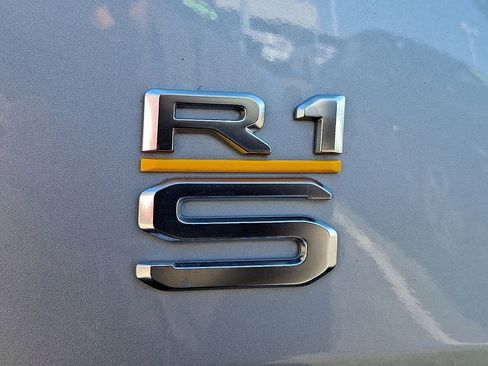 Used 2024 Rivian R1S Adventure AWD/4WD image 31