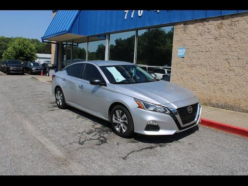 Used 2020 Nissan Altima 2.5 S FWD image 1