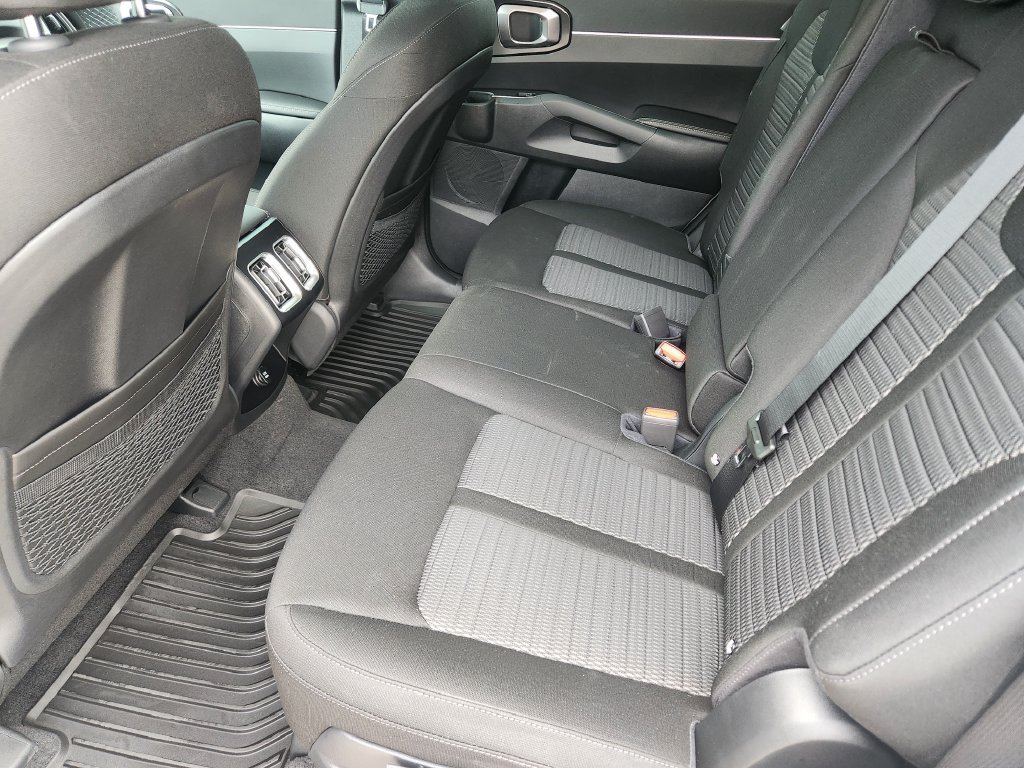New 2026 Kia Sorento LX FWD image 24
