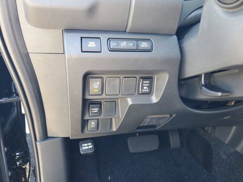 New 2026 Nissan Frontier SV w/ SV Convenience Package RWD image 10