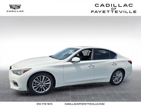 Used 2021 INFINITI Q50 Luxe RWD image 1