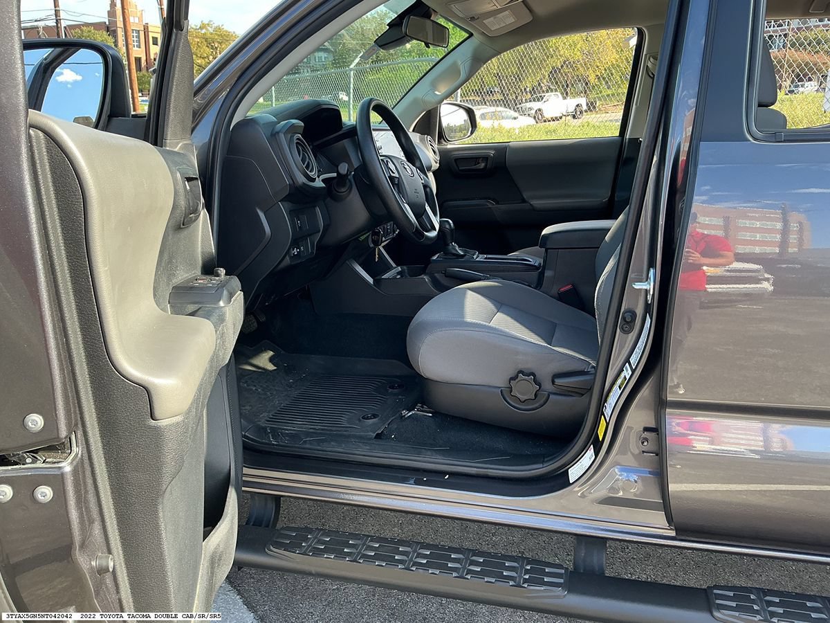 Used 2022 Toyota Tacoma SR w/ SR Convenience Package RWD image 8