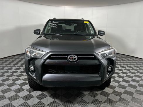 Used 2021 Toyota 4Runner SR5 image 2