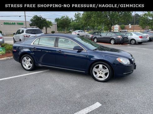 Used 2010 Chevrolet Malibu LT w/ HFV6 Engine Package image 2