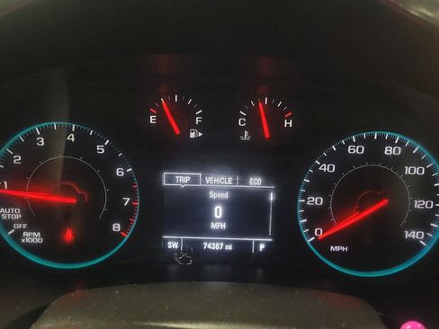 Used 2020 Chevrolet Malibu LT FWD image 23