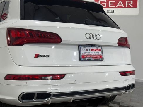 Used 2019 Audi SQ5 Premium Plus w/ Premium Plus Package AWD/4WD image 8