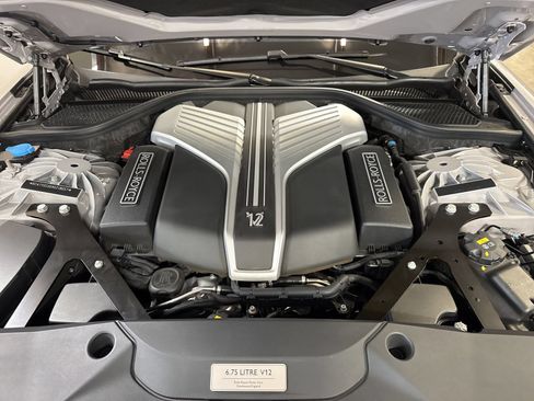 Used 2022 Rolls-Royce Ghost w/ Ghost Package AWD/4WD image 36