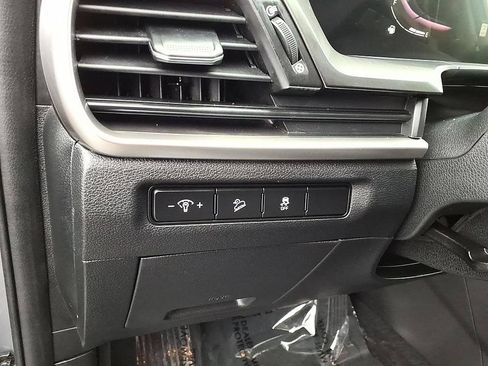 Used 2023 Kia Telluride S FWD image 13