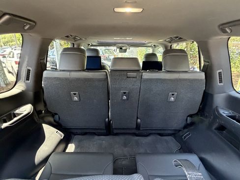 Used 2022 Lexus LX 600 4WD w/ Accessory Package (Z1) image 49