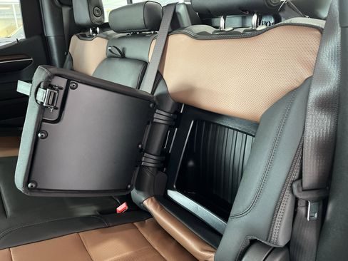 New 2026 Chevrolet Silverado 1500 High Country w/ Technology Package AWD/4WD image 14