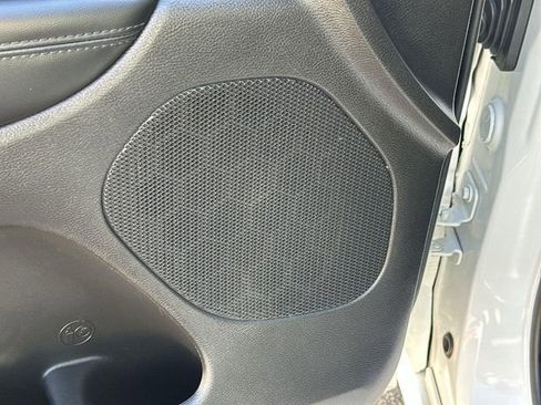 Used 2019 Jeep Grand Cherokee Altitude image 23