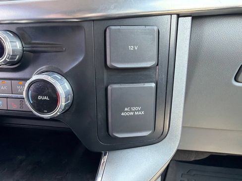Used 2022 Ford F150 Lariat AWD/4WD image 25