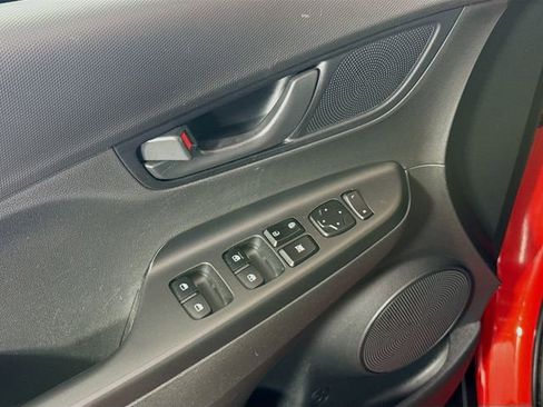 Used 2019 Hyundai Kona SEL AWD/4WD image 19