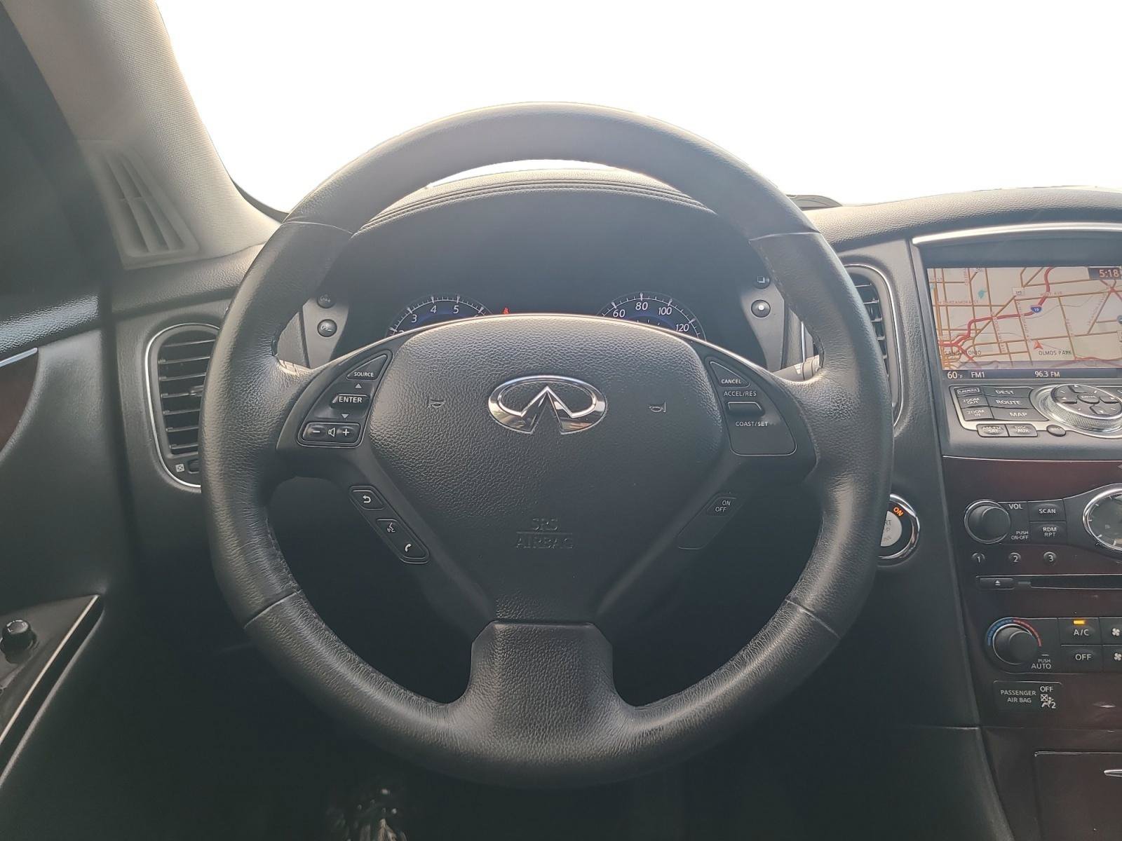 Used 2012 INFINITI EX35 Journey w/ Premium Pkg RWD image 12