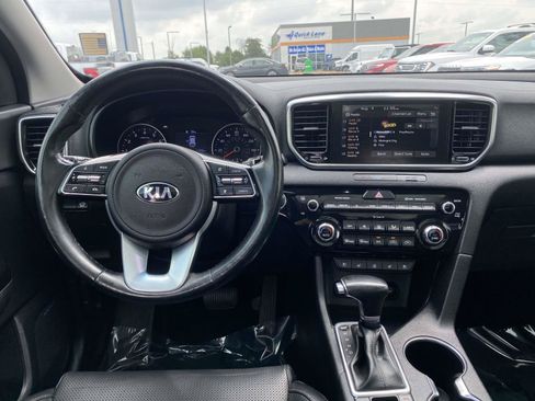 Used 2021 Kia Sportage EX w/ EX Technology Package FWD image 12