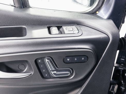 Used 2025 Mercedes-Benz Sprinter 2500 image 6