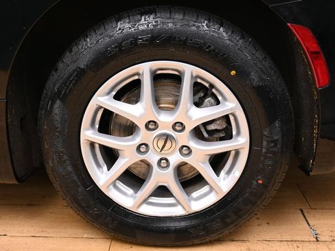 Used 2025 Chrysler Pacifica Select FWD image 37