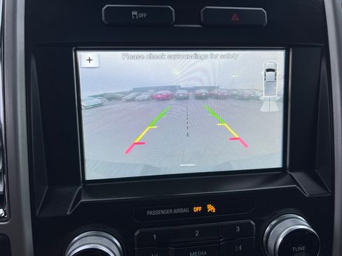 Used 2016 Ford F150 Lariat w/ Equipment Group 502A Luxury image 34