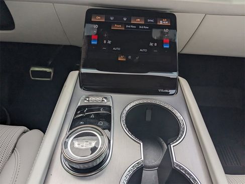 New 2026 Cadillac Vistiq Luxury w/ LPO, Floor Liner Package image 21