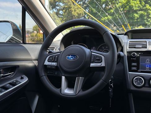 Used 2016 Subaru Crosstrek 2.0i Premium w/ Moonroof Package AWD/4WD image 12