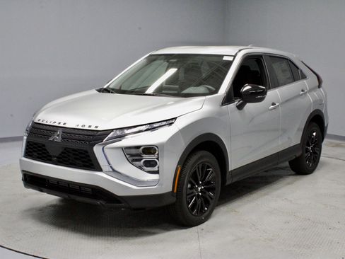New 2025 Mitsubishi Eclipse Cross LE image 4