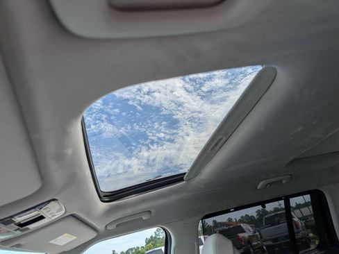 New 2025 Hyundai Santa Fe Calligraphy image 17