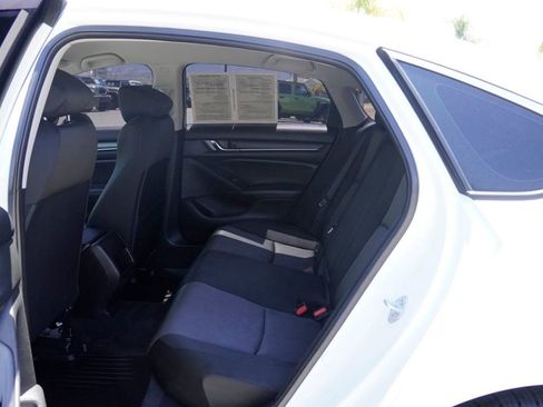 Used 2021 Honda Accord Hybrid image 19