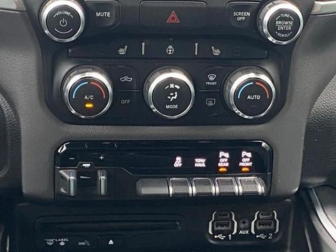 Used 2019 RAM 1500 Big Horn AWD/4WD image 13