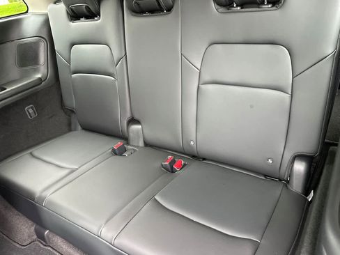 New 2026 Nissan Pathfinder Platinum AWD/4WD image 15