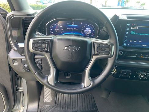 Used 2024 Chevrolet Silverado 1500 RST image 32
