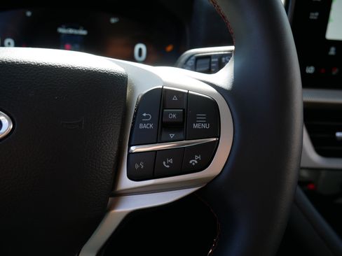 Used 2026 Ford Explorer Active w/ Active Comfort Package AWD/4WD image 29