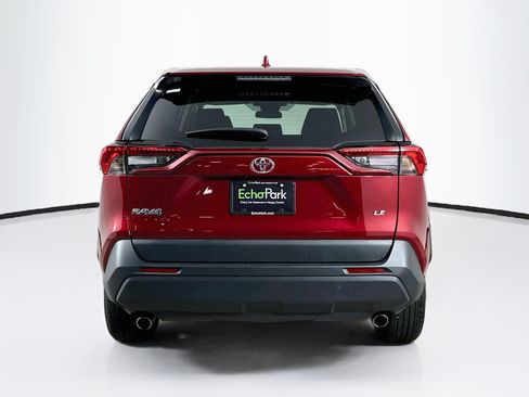 Used 2025 Toyota RAV4 LE FWD image 7